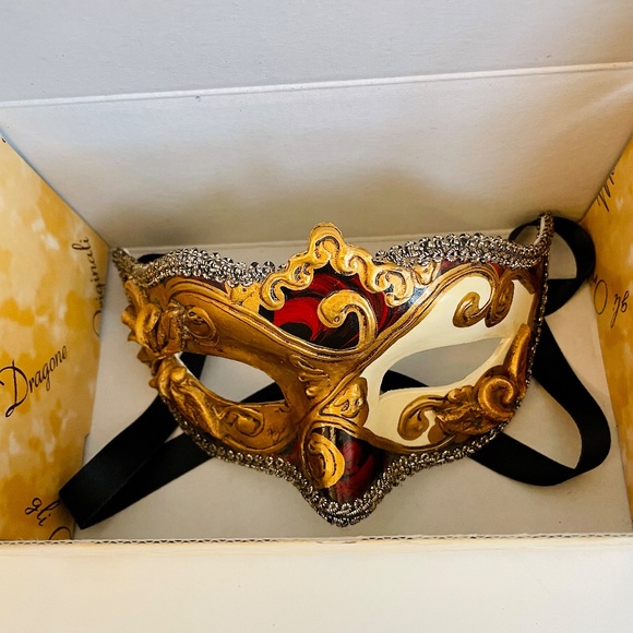 Venetian Red, White, Gold Papier-mâché Carnival Mask Decorative Decor - Picture 8 of 9